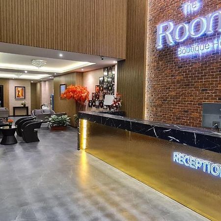 The Room Boutique Hotel Szakonnakhon Kültér fotó
