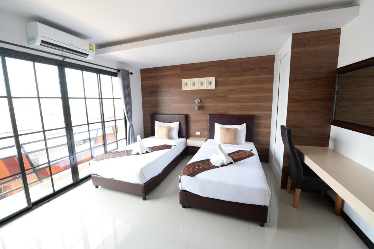The Room Boutique Hotel Szakonnakhon Kültér fotó