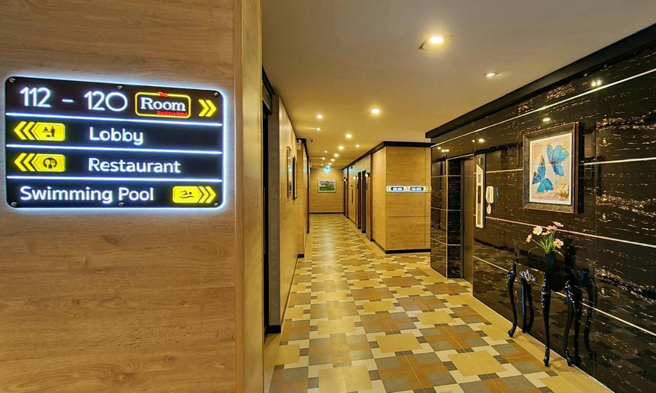 The Room Boutique Hotel Szakonnakhon Kültér fotó