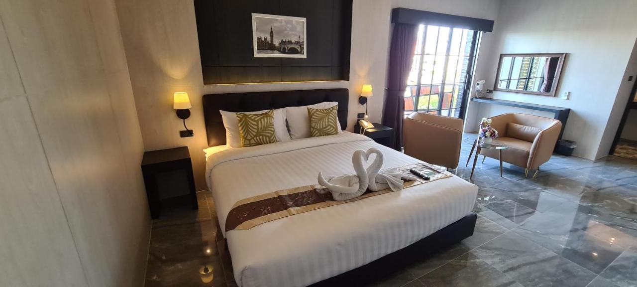 The Room Boutique Hotel Szakonnakhon Kültér fotó