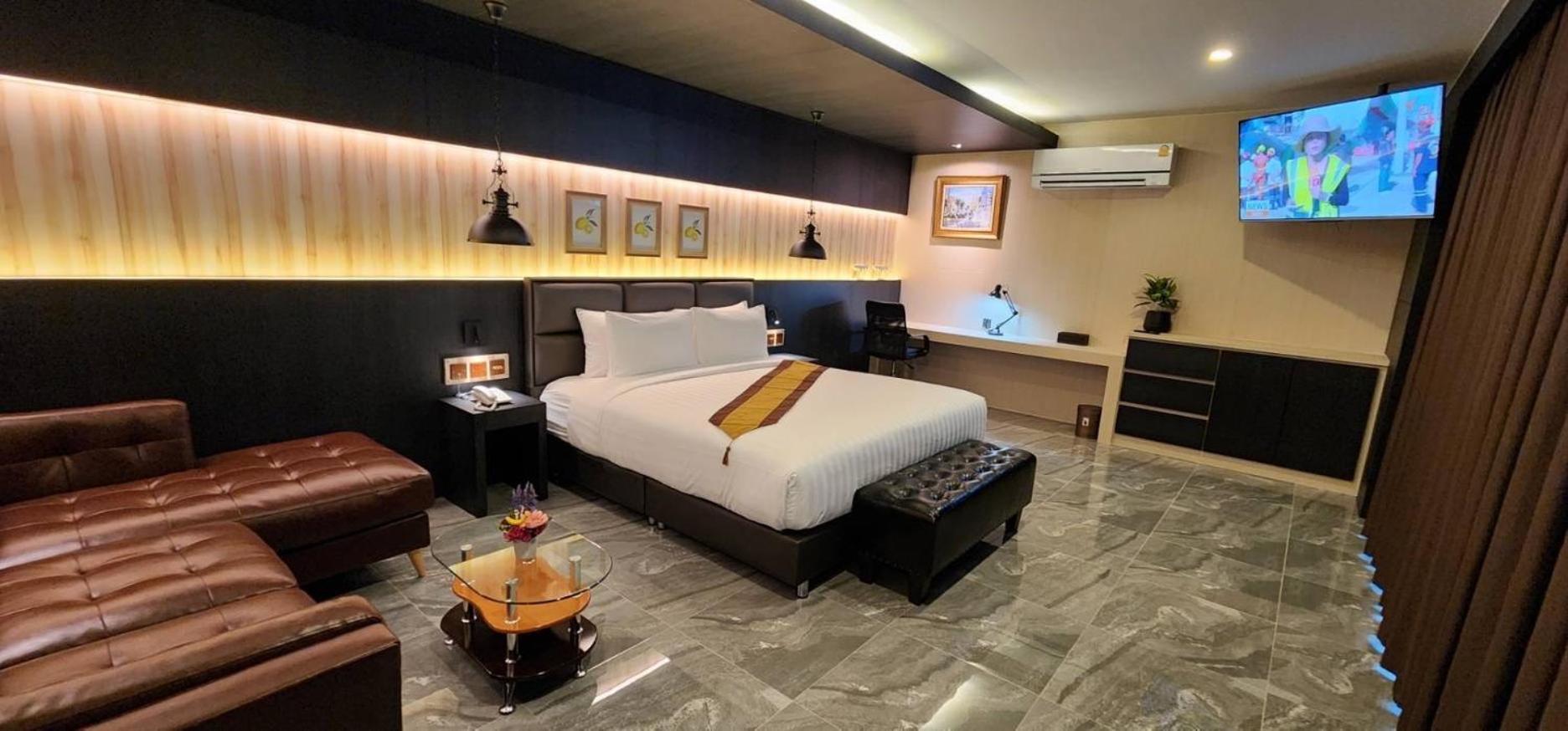 The Room Boutique Hotel Szakonnakhon Kültér fotó